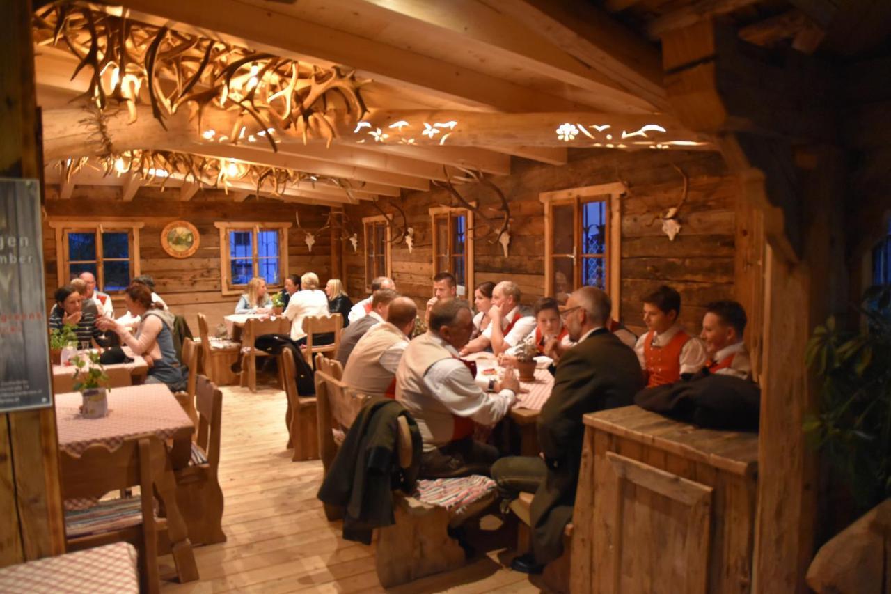 Gasthof Zacherlbraeu Fusch an der Glocknerstraße Extérieur photo