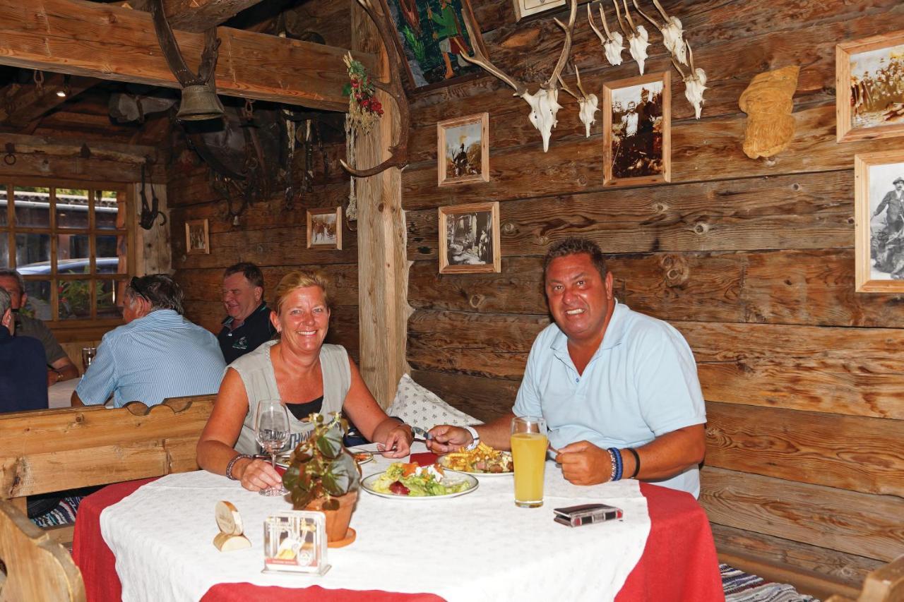 Gasthof Zacherlbraeu Fusch an der Glocknerstraße Extérieur photo